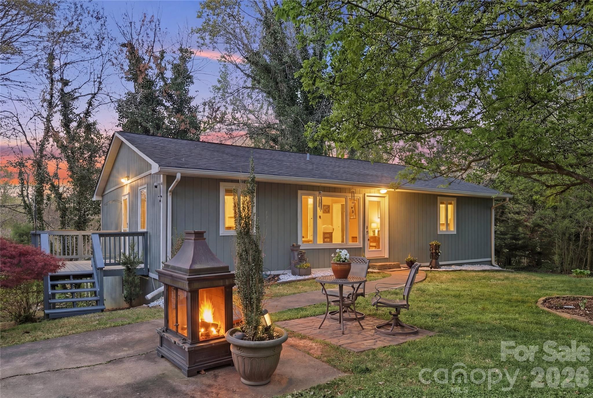 120 42nd Avenue Circle, Hickory