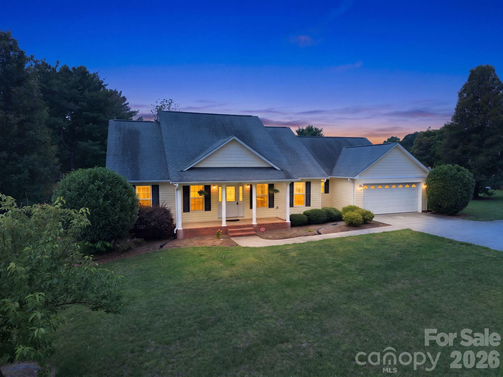 210 Jane Sowers Road, Statesville
