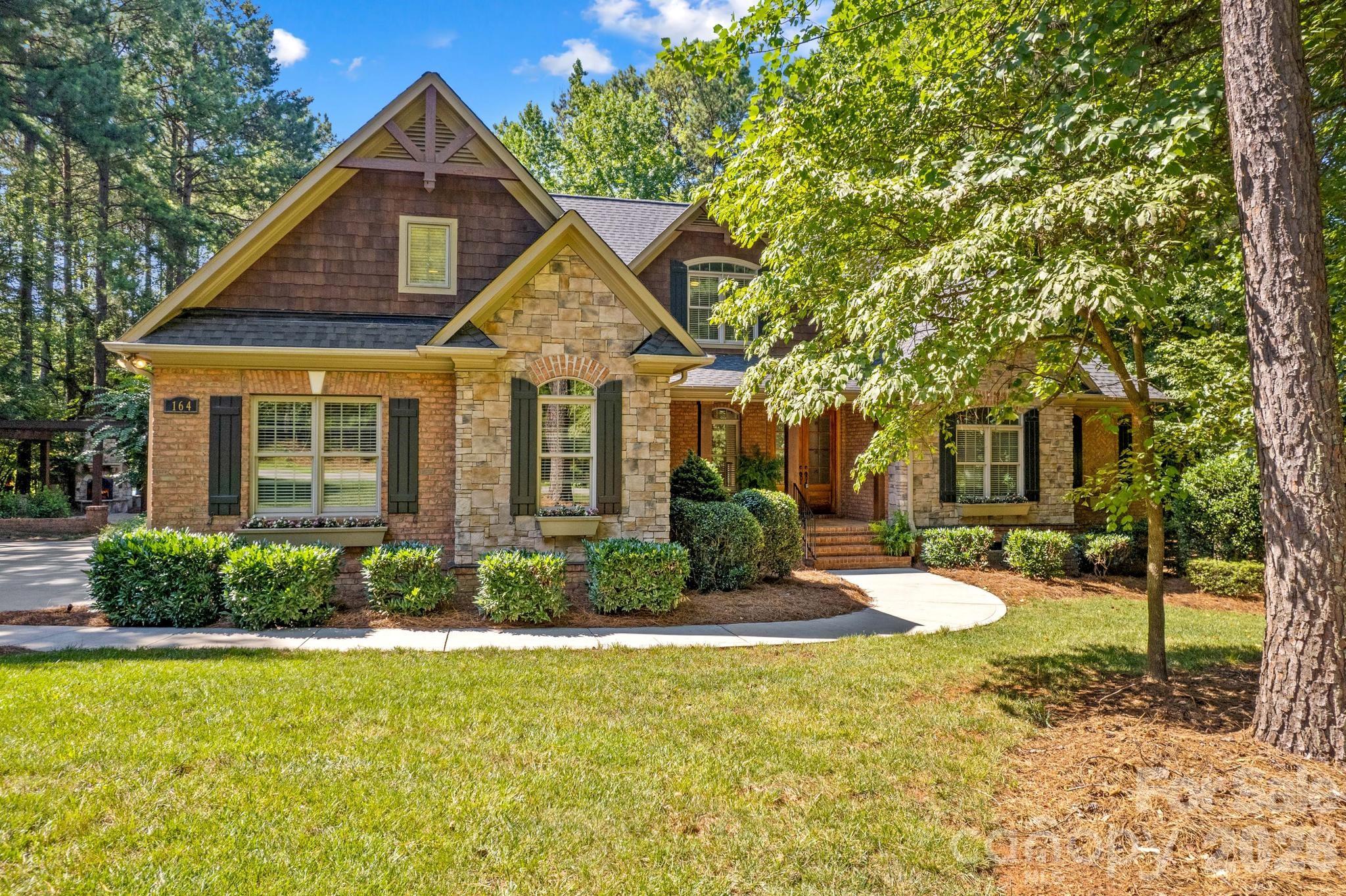 164 Bayberry Creek Circle, Mooresville, NC