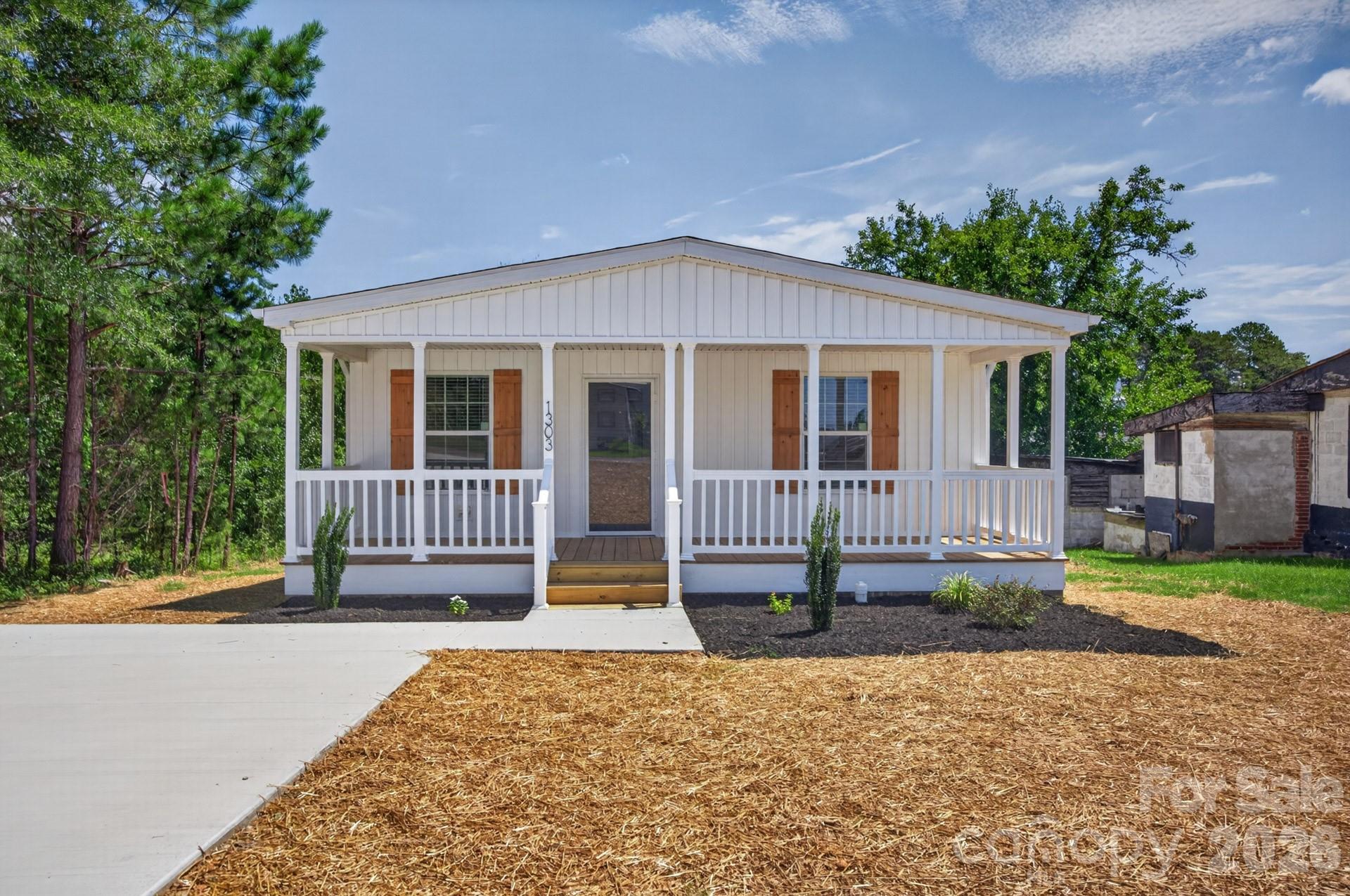 1303 Elrado Street, Burlington