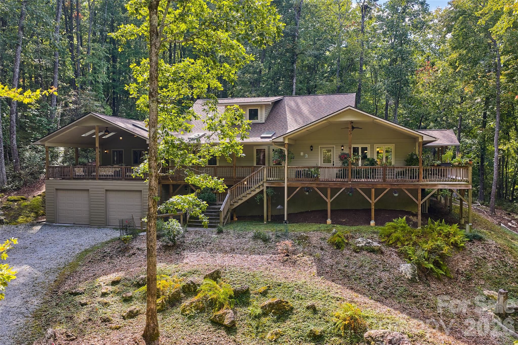 121 Red Oak Lane, Brevard