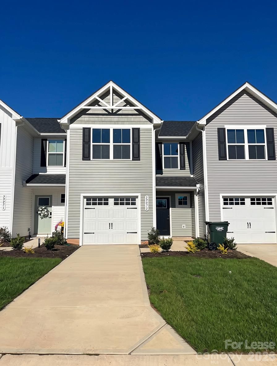 3905 15th Street Drive, Hickory